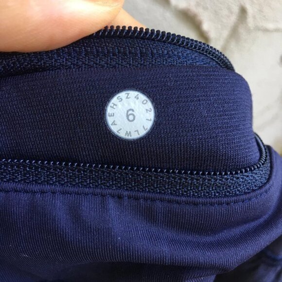 RARE Lululemon Pace Perfect Short 3" Midnight Navy - Picture 4 of 7